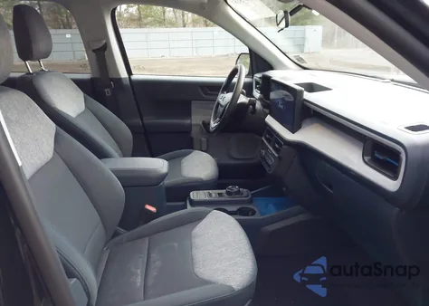 2025 Ford Maverick Xlt из США, поврежденный, VIN 3FTTW8J34SRB48657